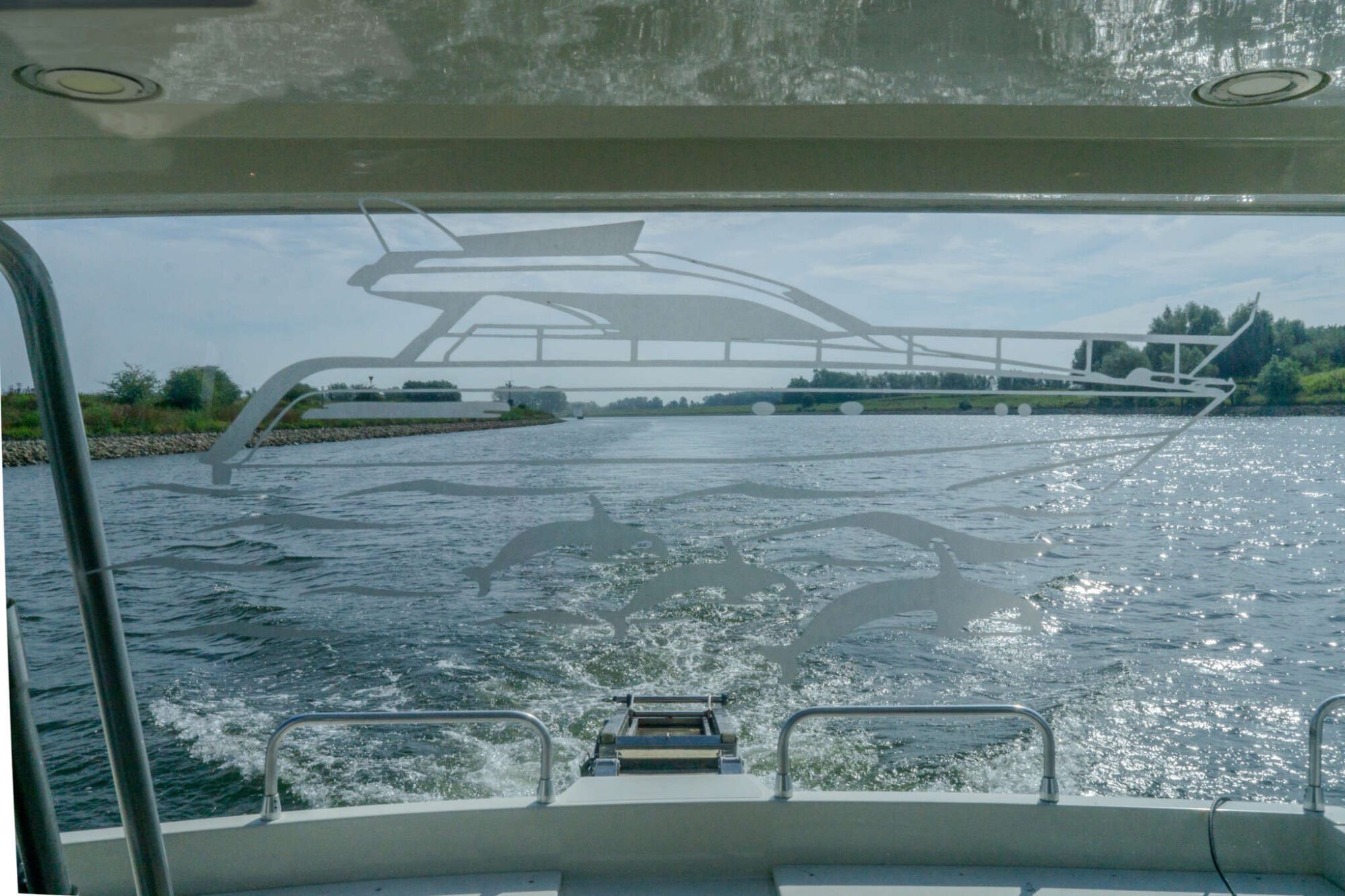 foto: 20 Mochi Craft Mochi Craft 43 Flybridge