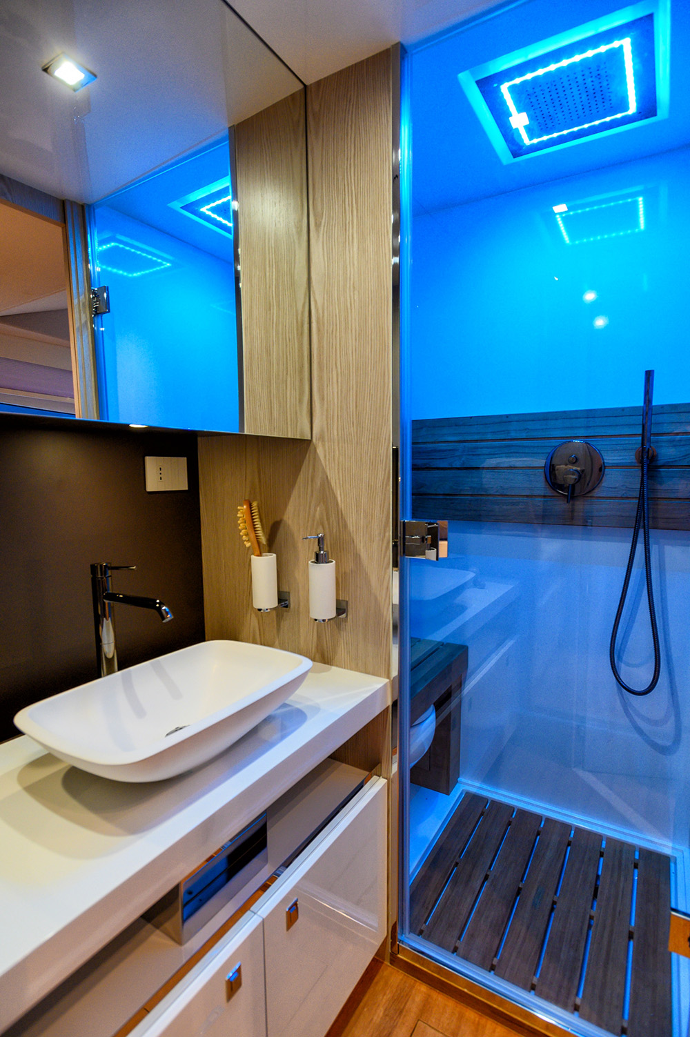 foto: 10 Sacs Rebel 55