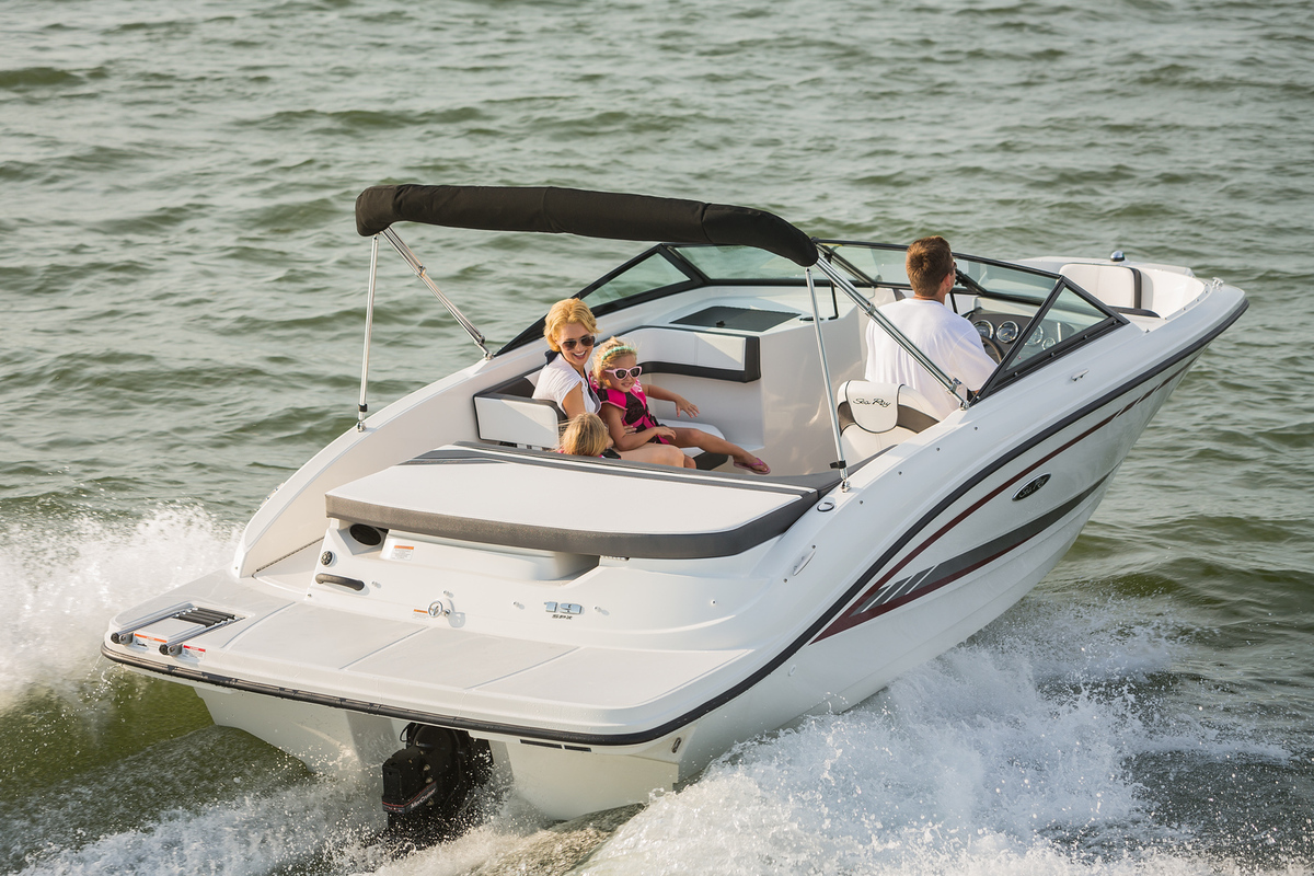 foto: 6 Sea Ray 19 SPX