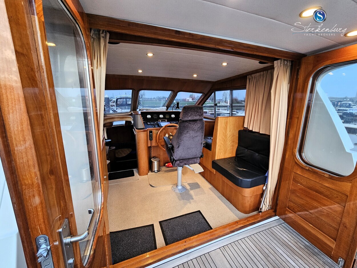 foto: 18 Pacific 155 Allure