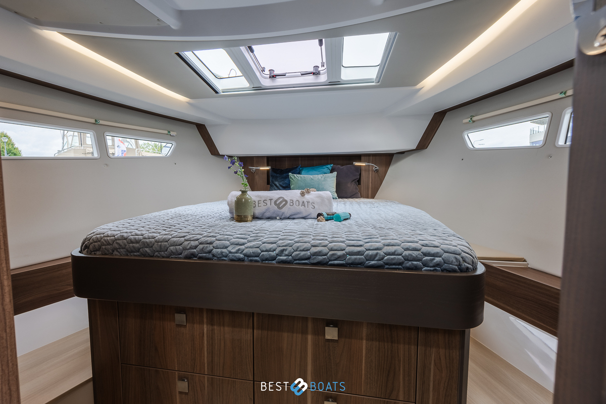 foto: 16 Sealine C330