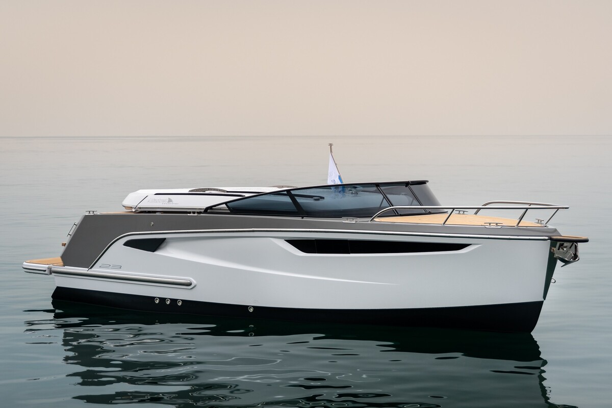 foto: 32 Alfastreet Marine 23 Cabin Evolution Electric