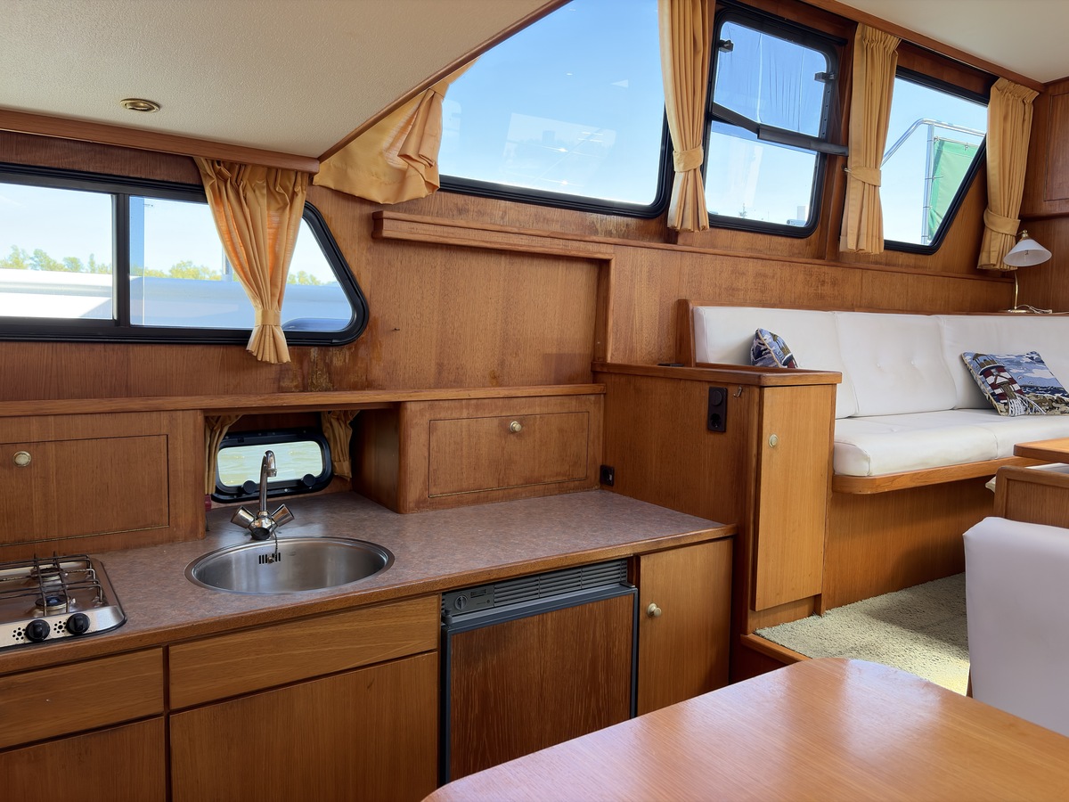 foto: 11 Jacabo 10.25 SL