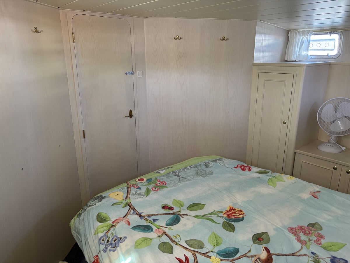 foto: 10 Columbus Kotter 13.50 AK