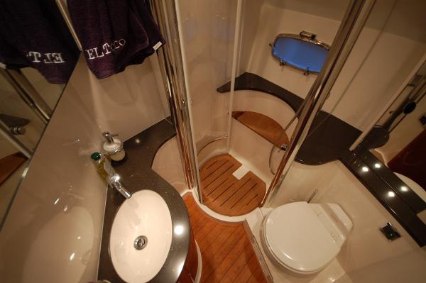 foto: 9 Fairline Targa 47 GT