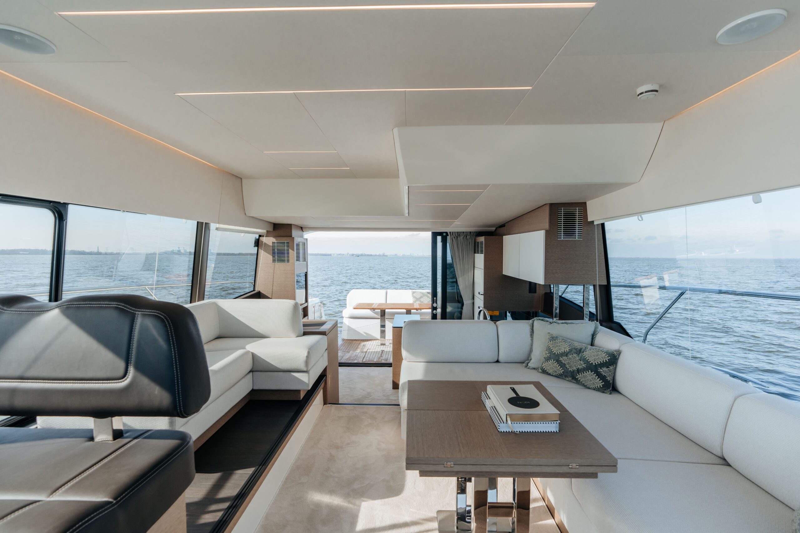 foto: 29 Prestige 520 Flybridge #307