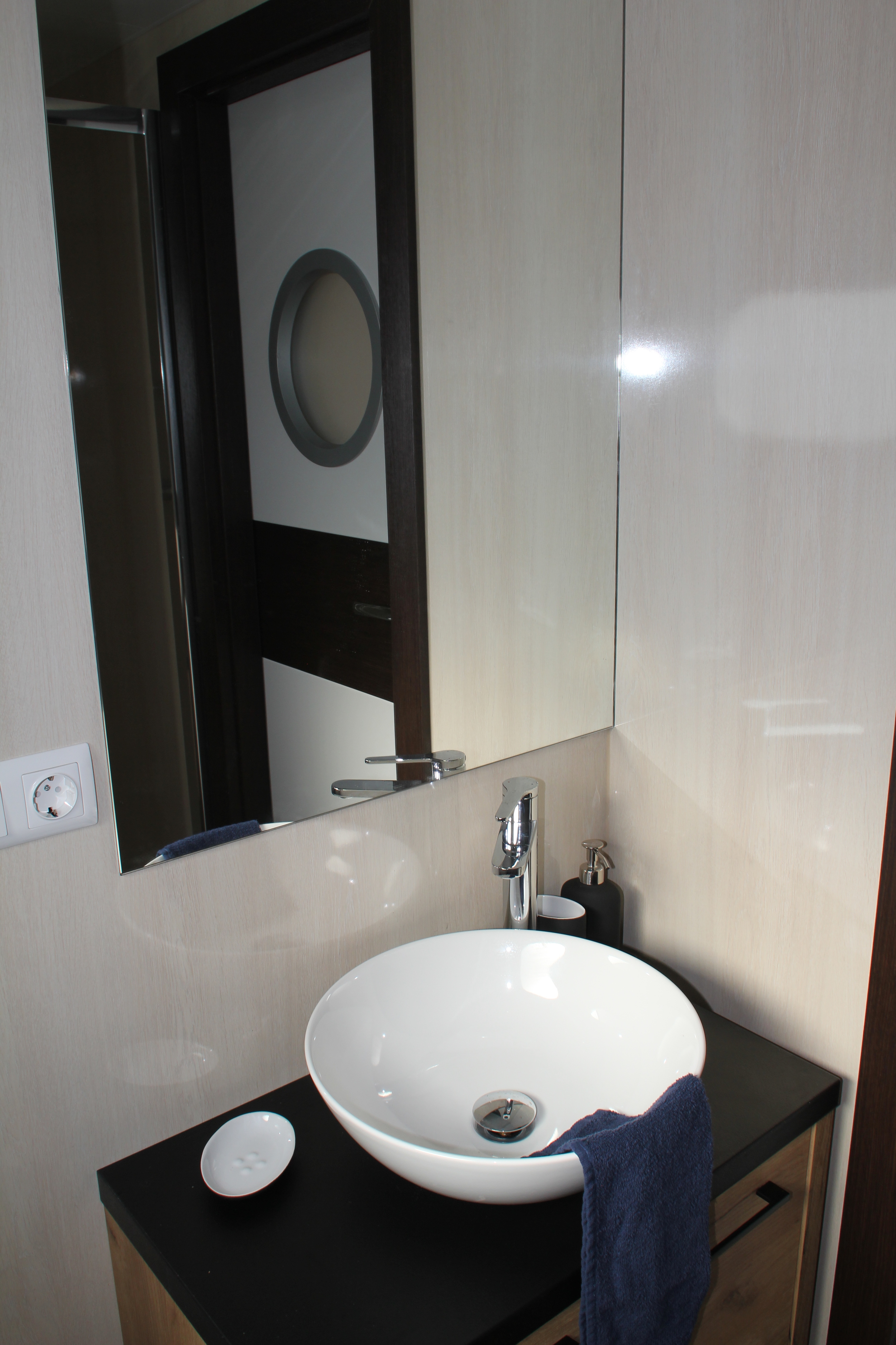 foto: 5 Campi 400 Houseboat MET CHARTER HARDEWIJK