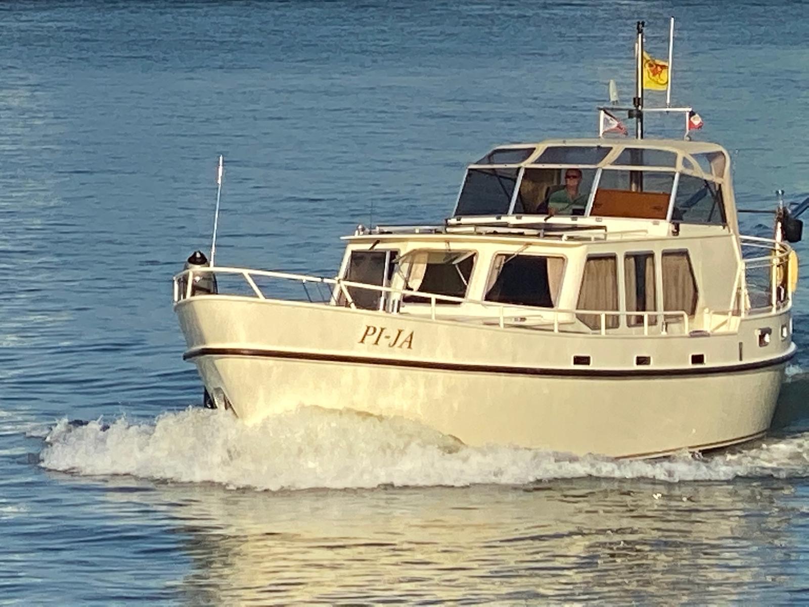 foto: 19 Monty Bank Monty Bank Kotter 42 AK Cabrio