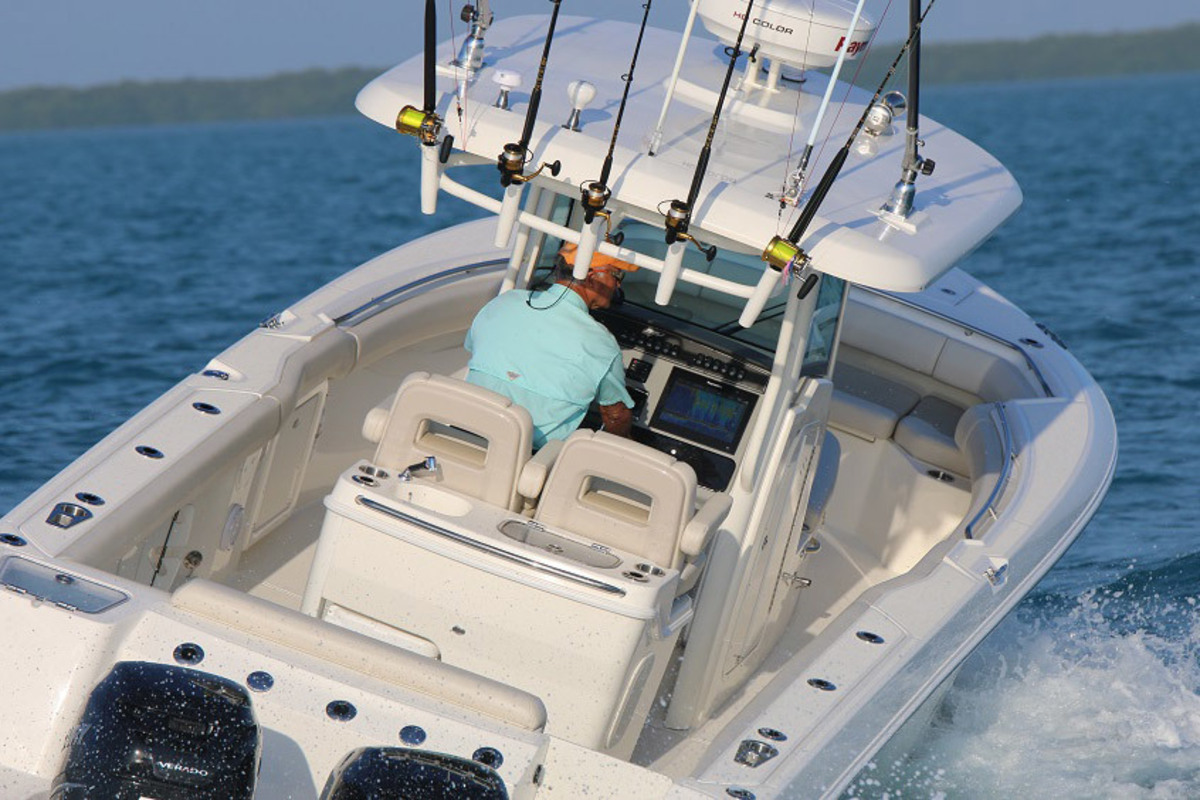 foto: 8 Boston Whaler 280 Outrage