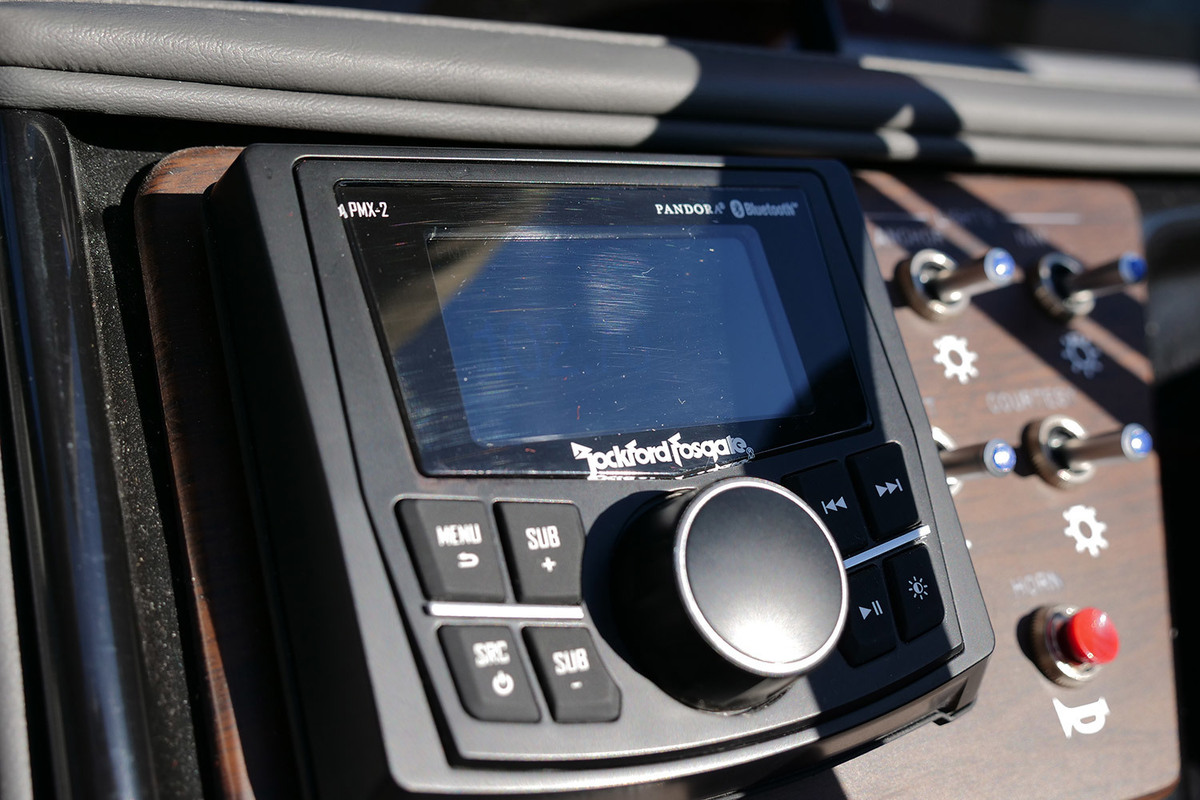 foto: 13 Sea Ray SPX 230