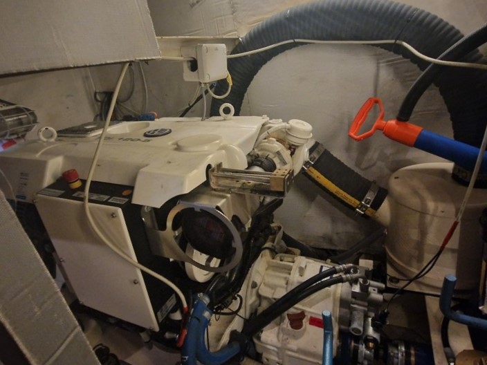 foto: 30 Ebyca Trawler 1300