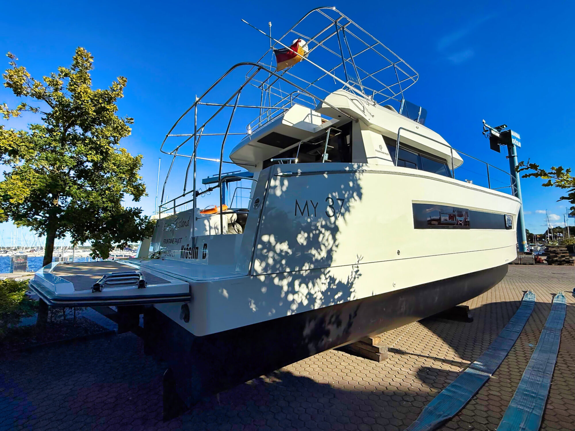 foto: 12 Fountaine Pajot Fountaine Payot Motorcatamaran MY 37