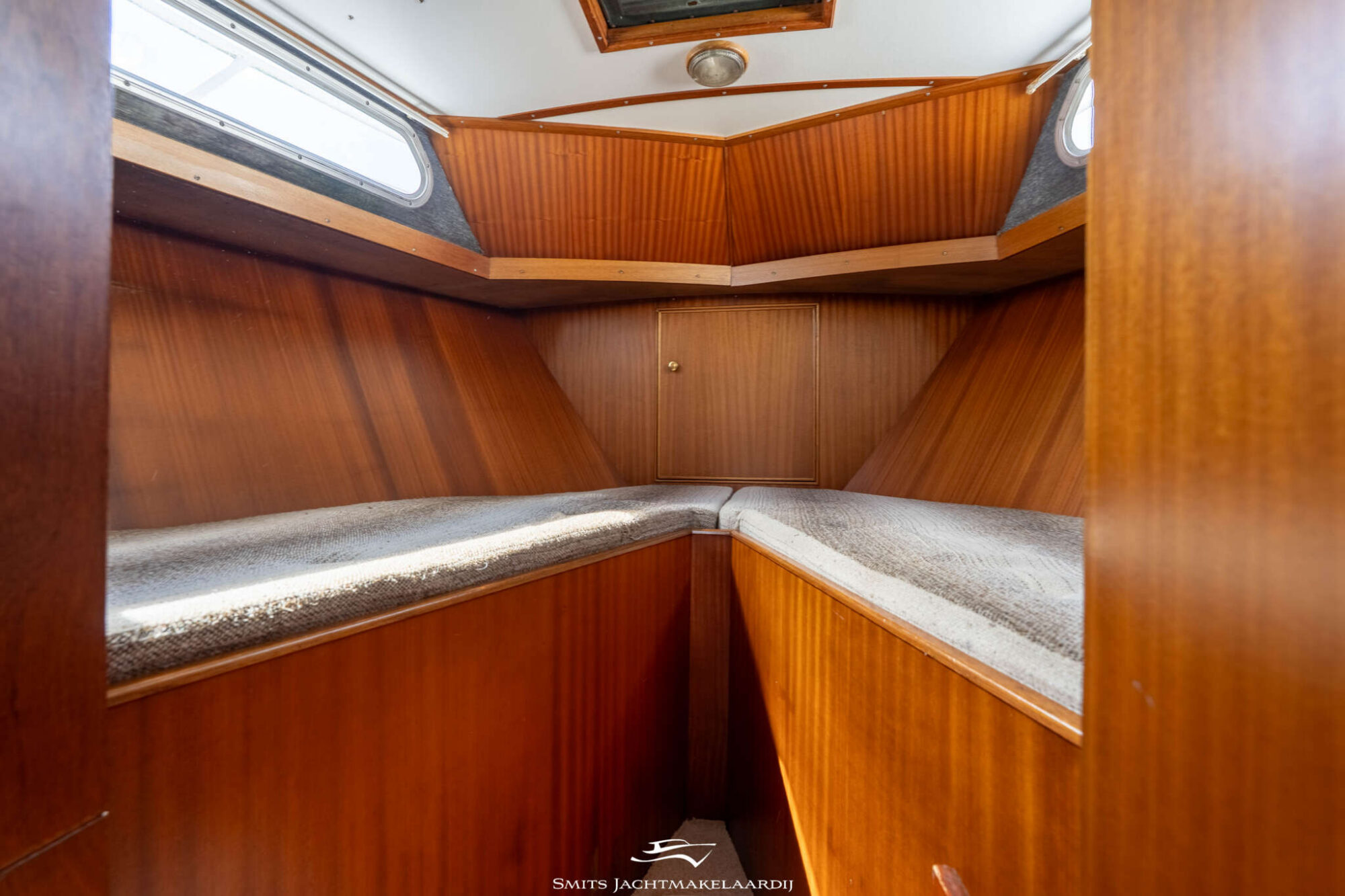 foto: 10 Beachcraft Beachcraft 10.50 AK Cabrio
