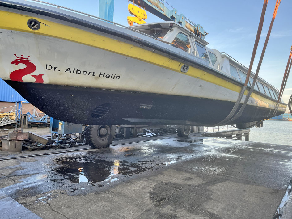 foto: 13 Amsterdamse Grachten rondvaartboot 21.80 21.80