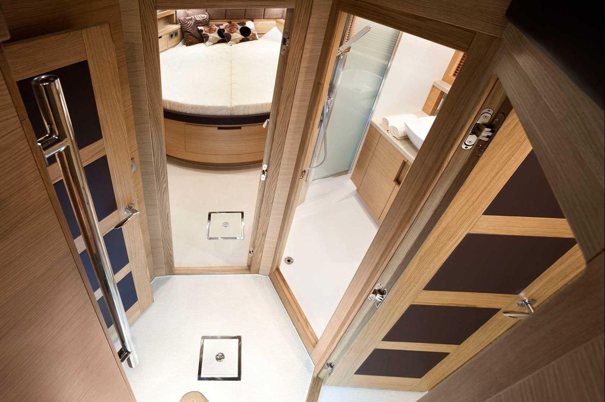 foto: 10 Galeon 420 FLY