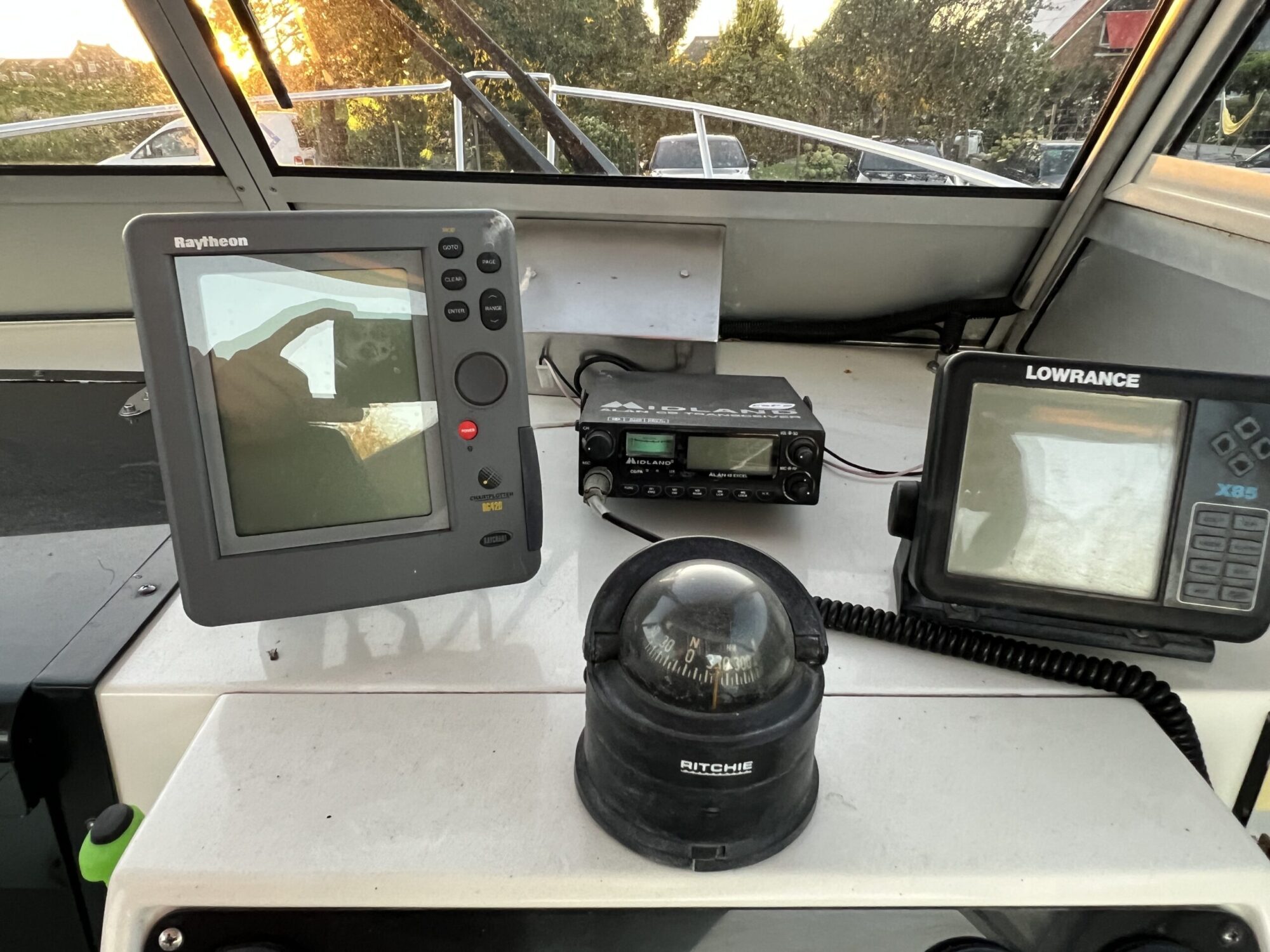 foto: 7 Celebrity Celebrity 2500 Fish Hawk