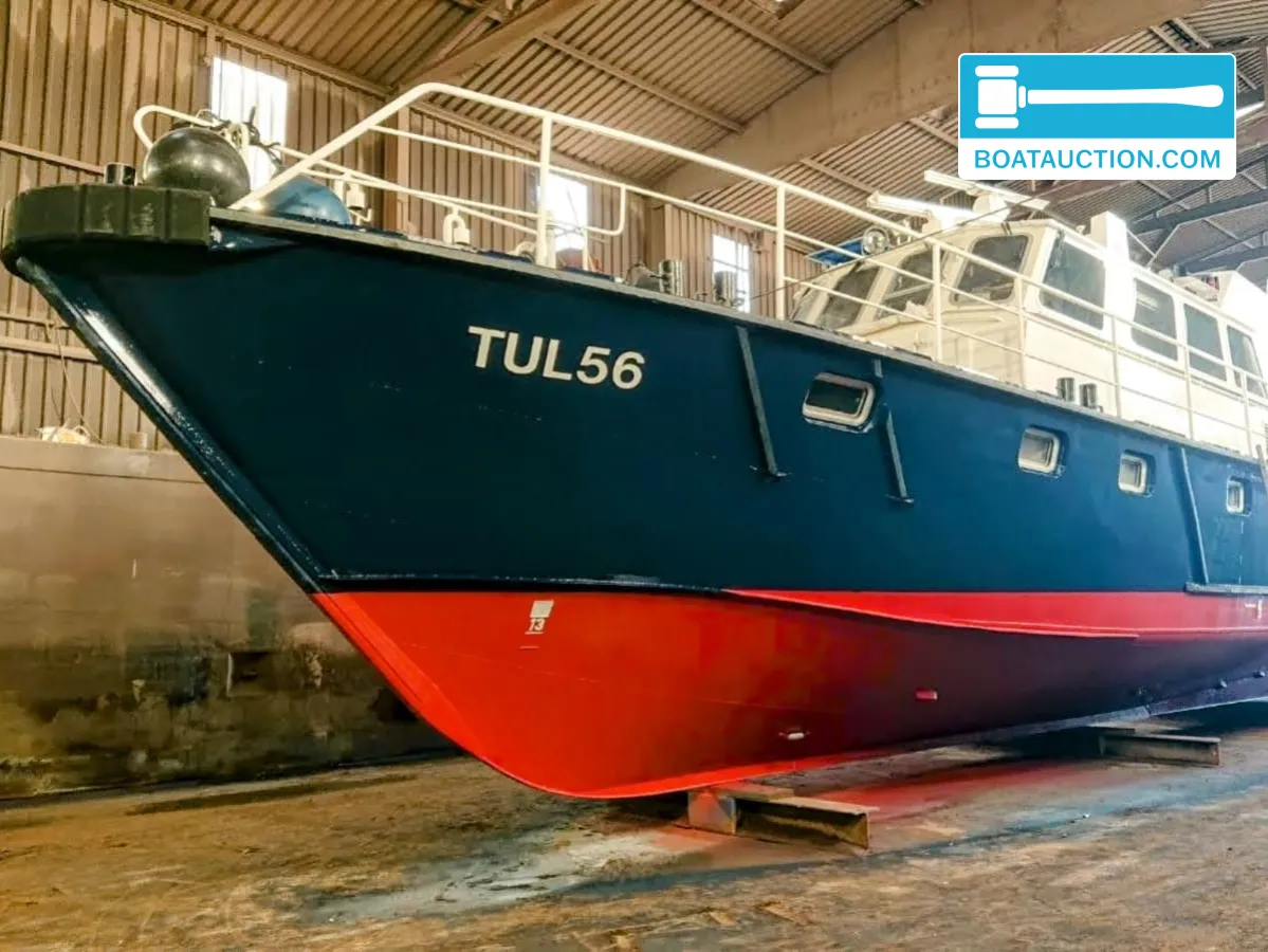 foto: 27 Bateau de patrouille 2300
