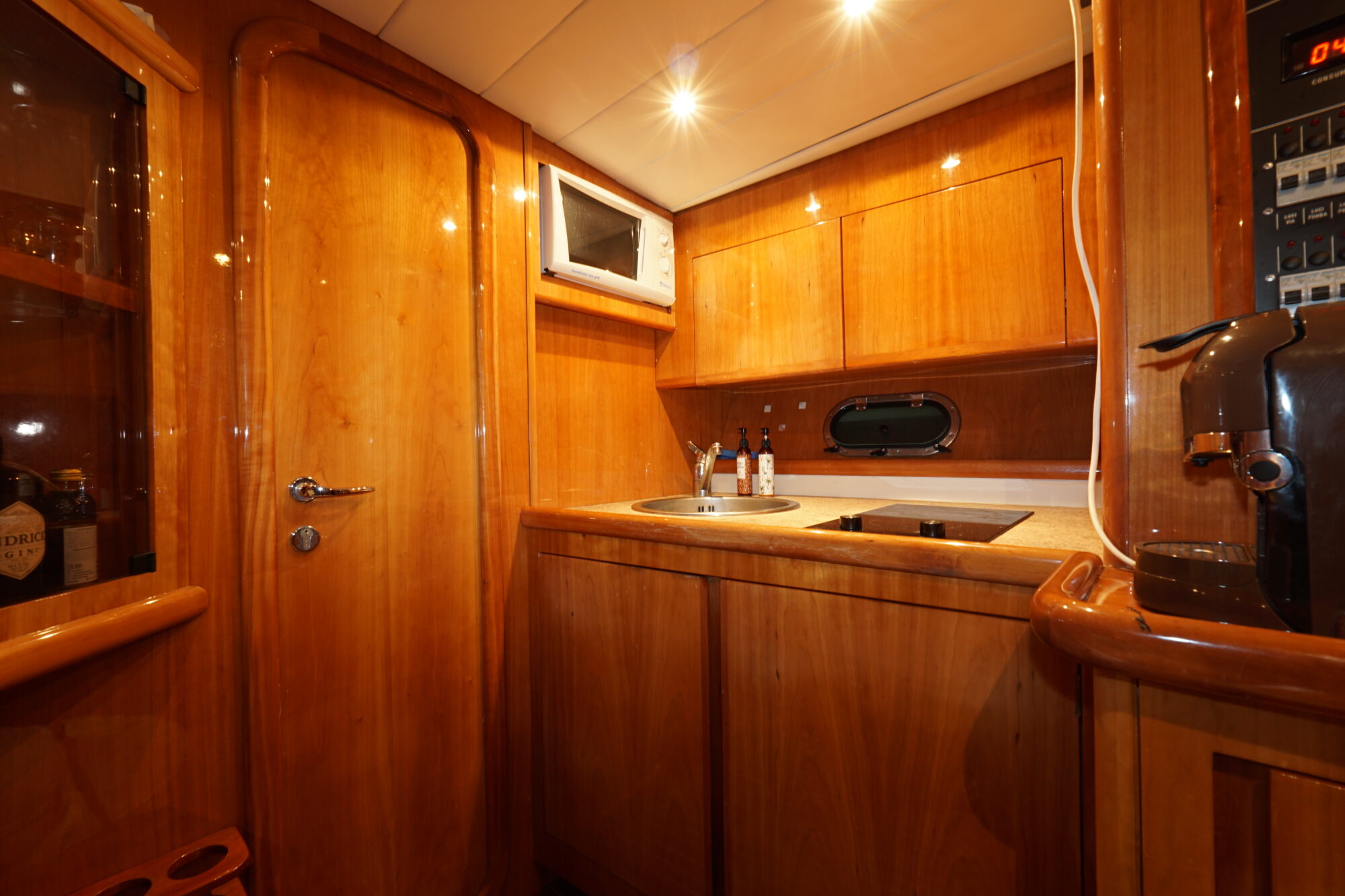 foto: 21 Airon Airon Marine 425 HT