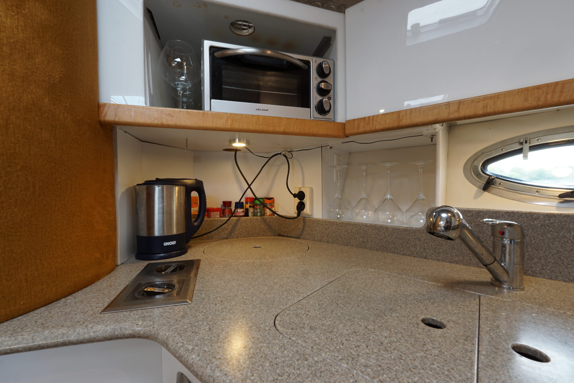 foto: 10 Formula Formula 41 PC