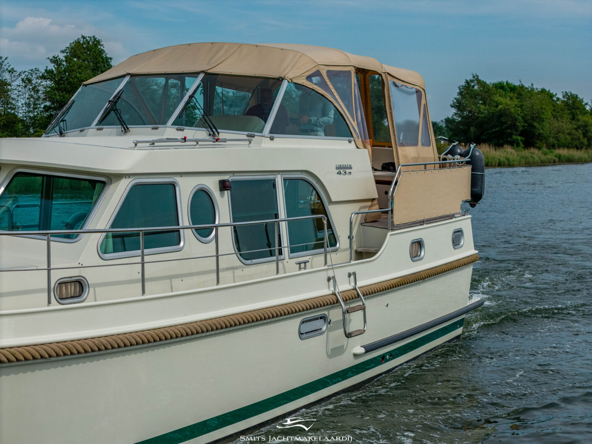 foto: 33 Linssen Linssen Grand Sturdy 43.9 AC