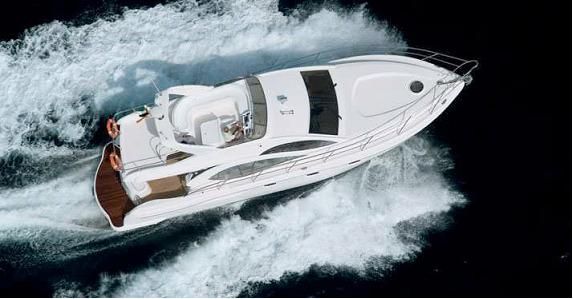 foto: 11 Majesty 50 Fly