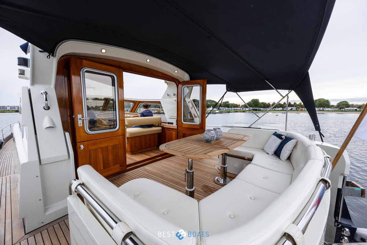 foto: 24 Linssen Grand Sturdy 500 AC Variotop 