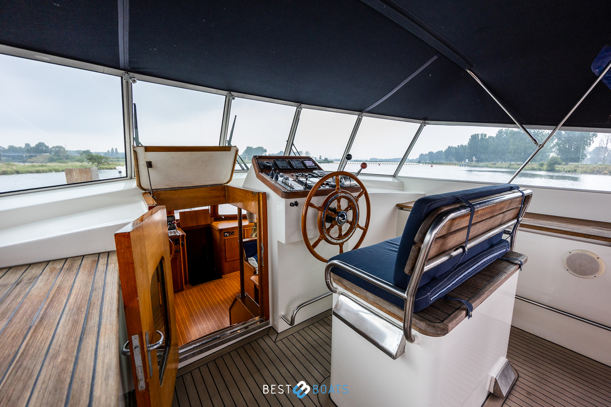 foto: 31 Tradewind 33