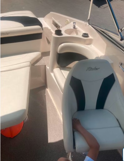 foto: 5  Rinker Captiva 232  Captiva 232