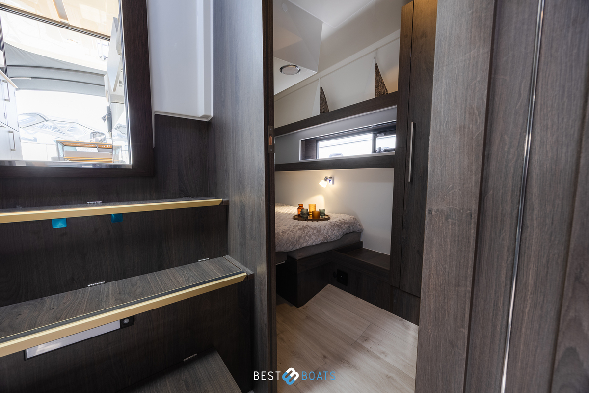 foto: 22 Cobra Yachts Futura 36 Premium Fly