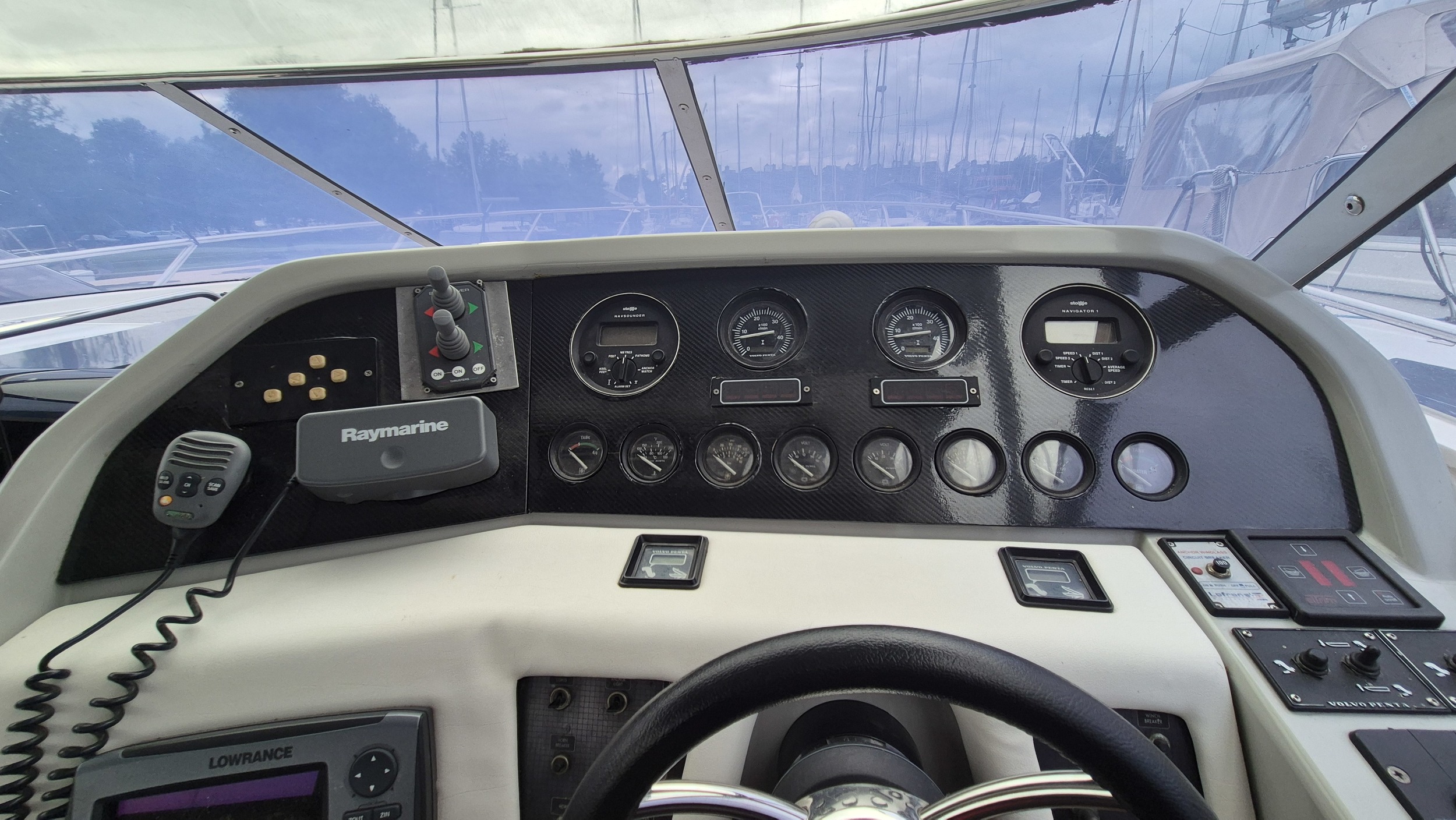 foto: 17 Sunseeker 38 Martinique