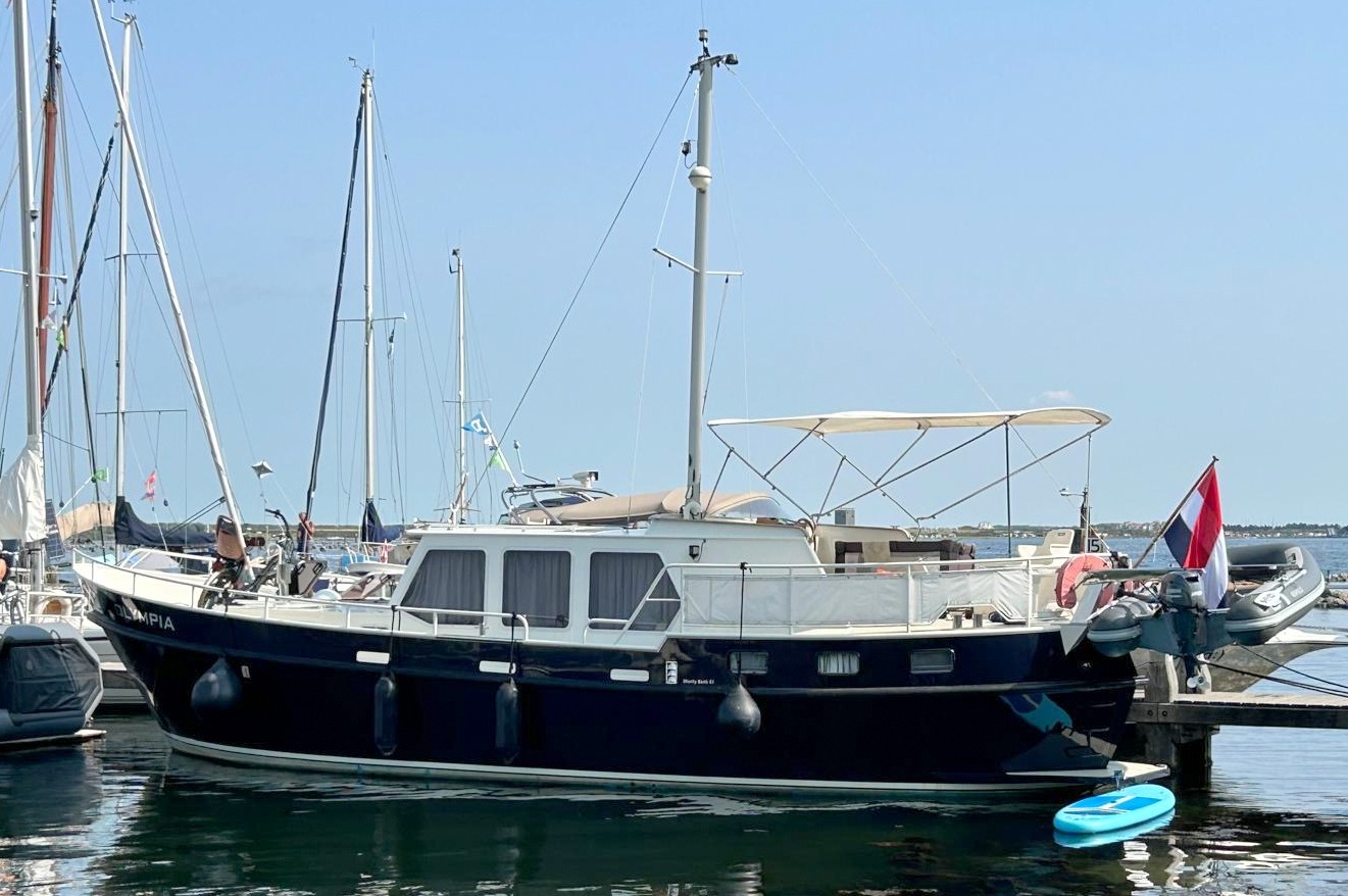 foto: 32 Monty Bank Monty Bank Kotter 41 AK Cabrio