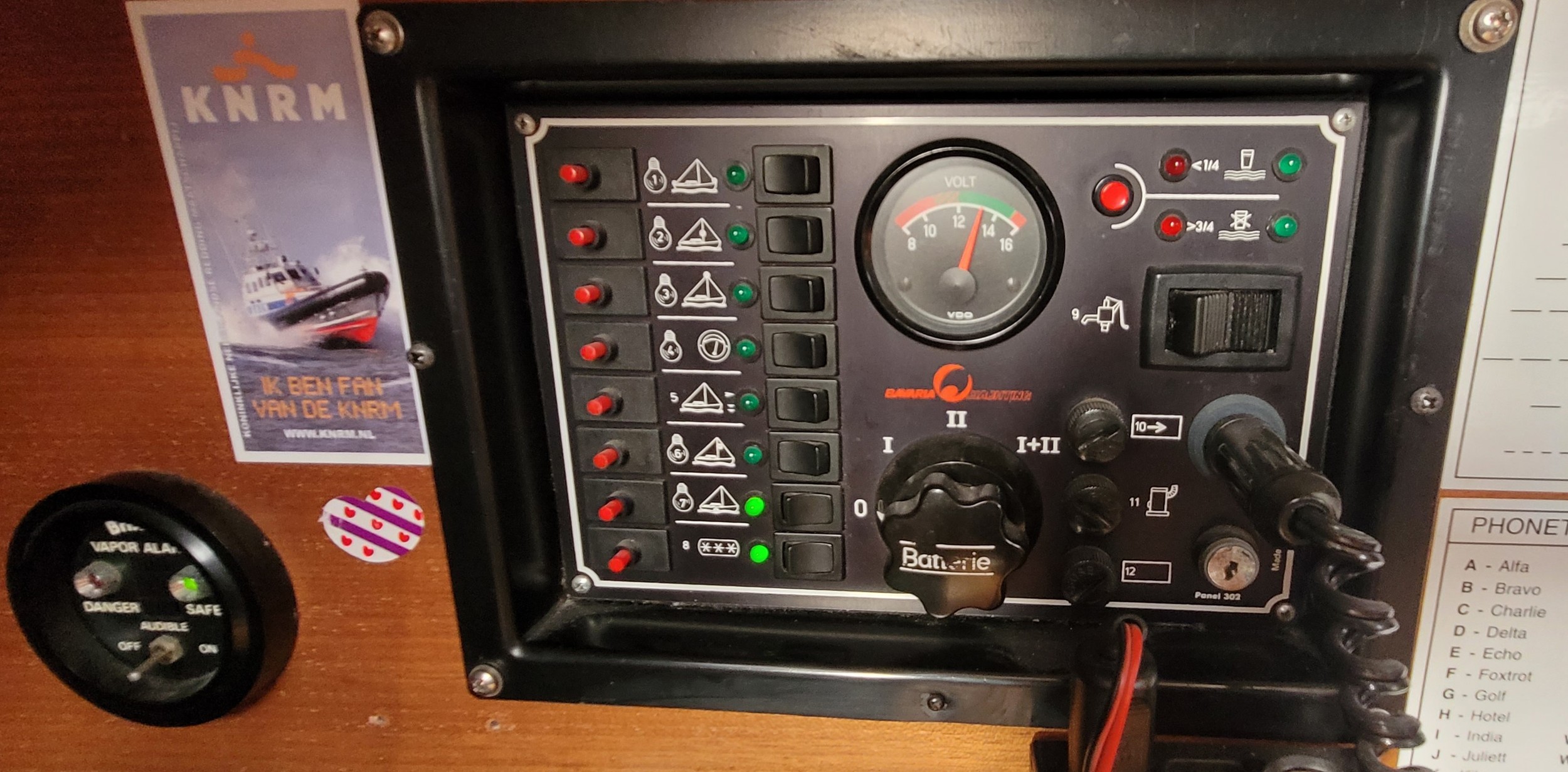 foto: 18 Bavaria 890