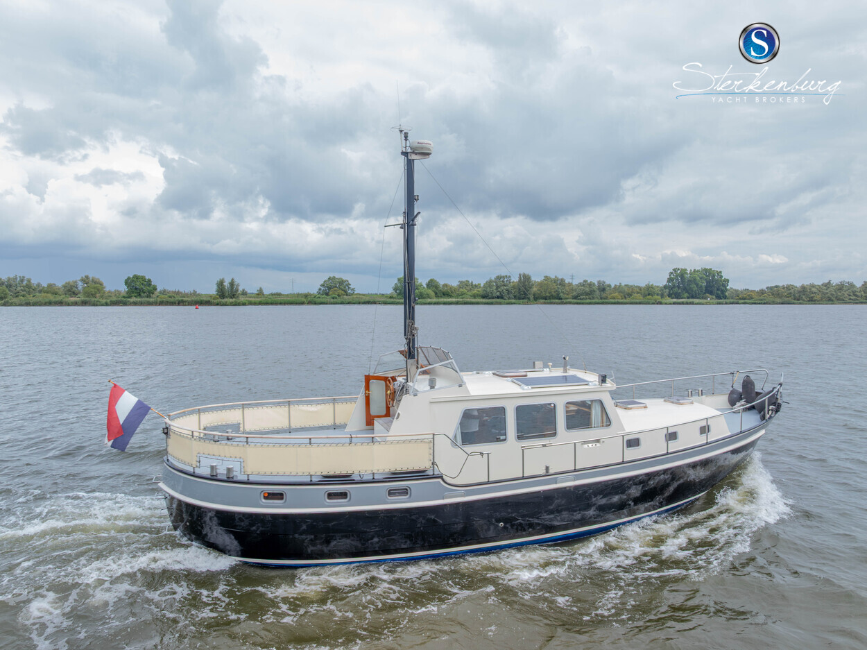 foto: 34 De Ruiter Kotter 1400
