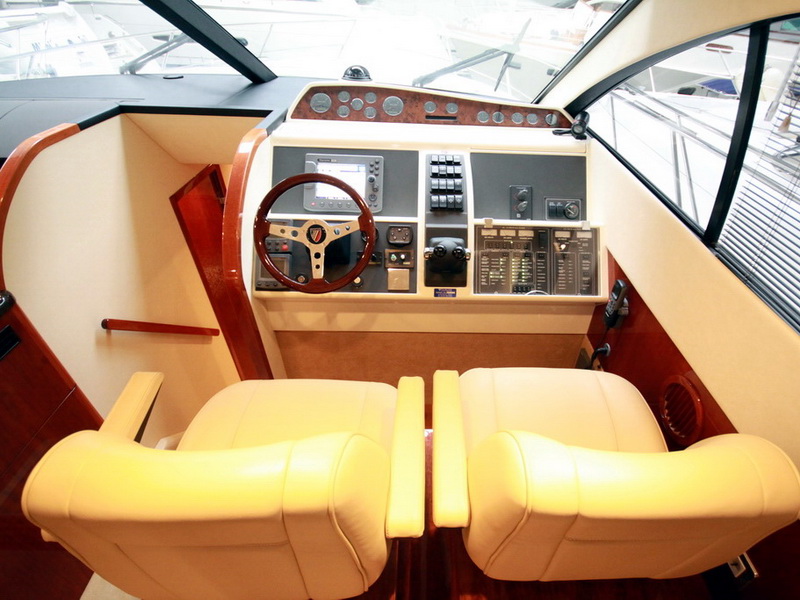 foto: 7 Fairline Phantom 50