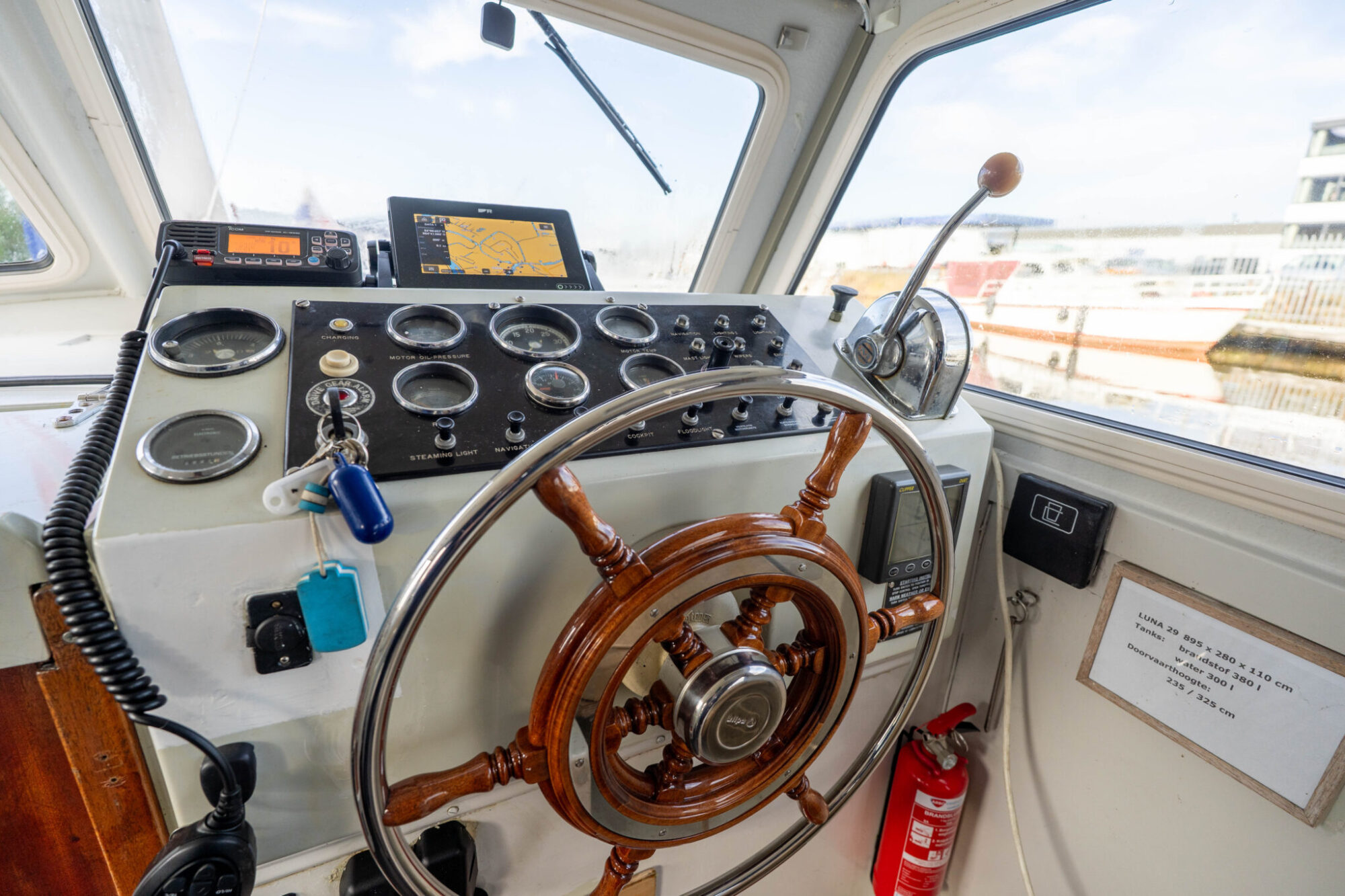 foto: 10 Finnsailer Finnsailer 29 AK