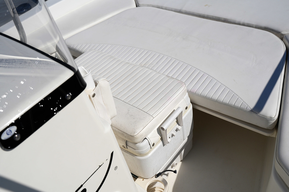 foto: 8 Boston Whaler 190 Montauk