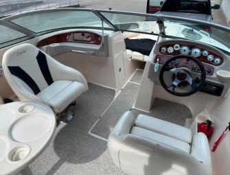 foto: 13  Rinker Captiva  212