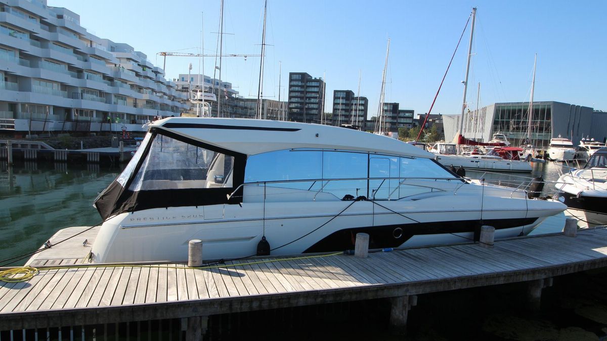 foto: 15 Prestige 520 S