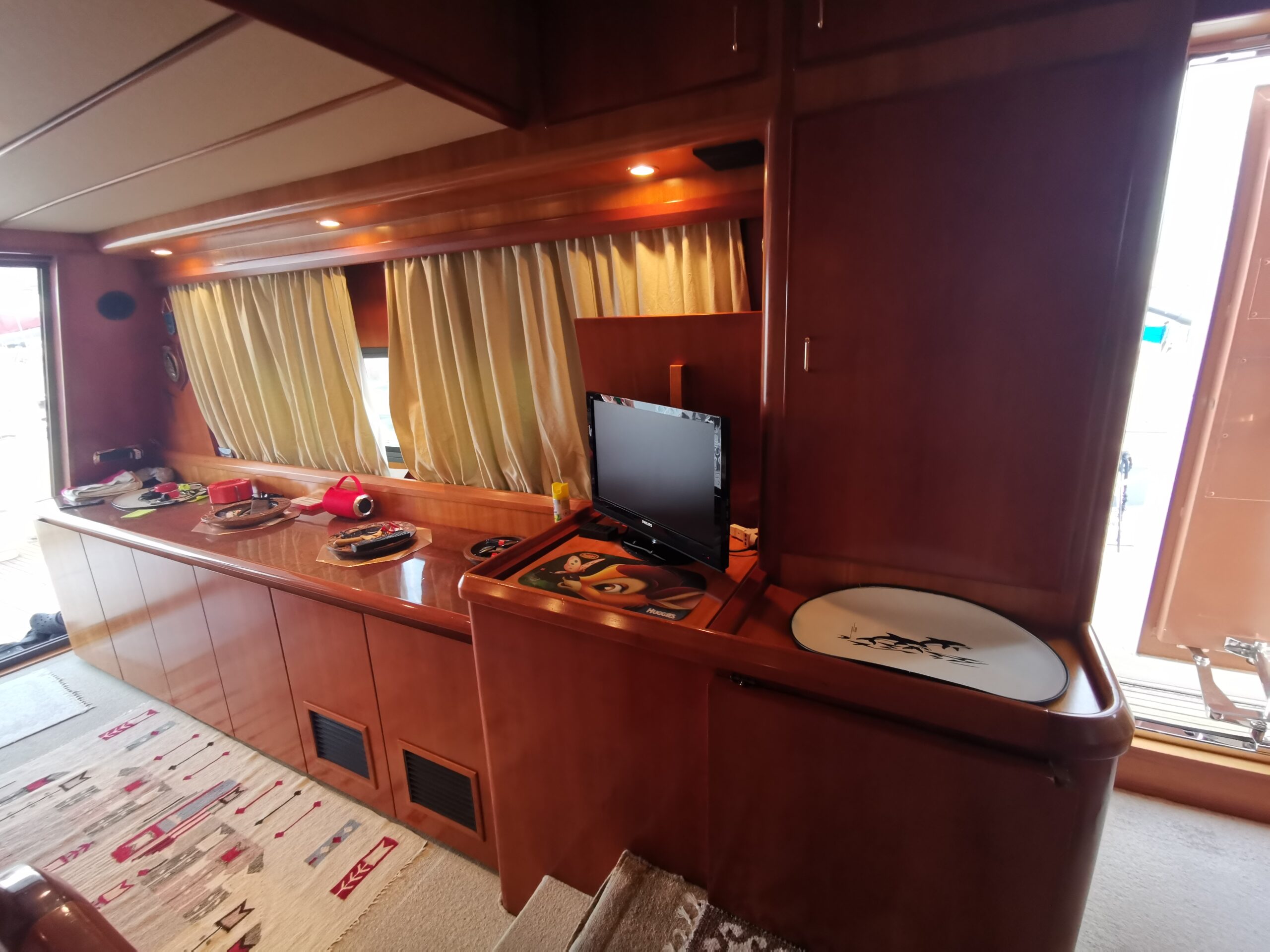 foto: 5 C.N Firebird 65 geschikt voor bewoning 