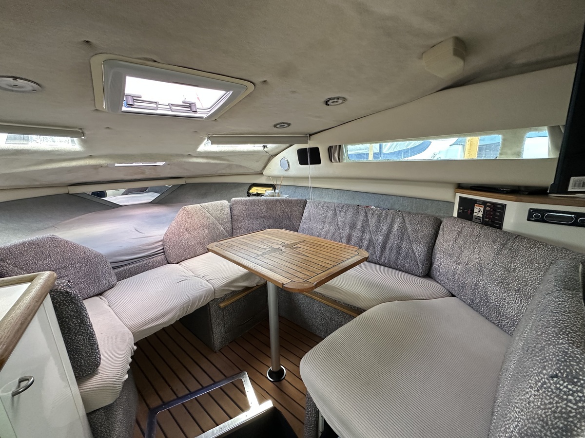 foto: 14 Bayliner 2855 CIERA