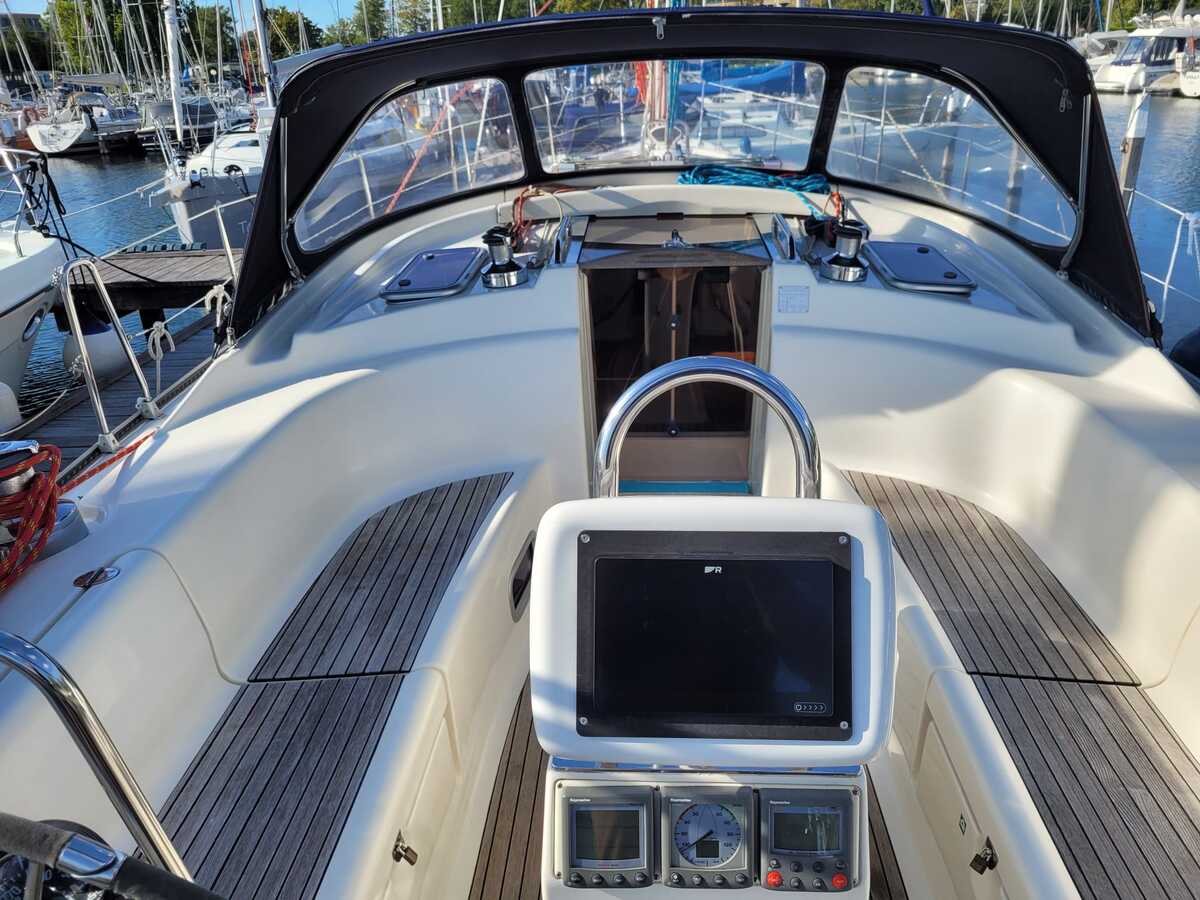 foto: 14 Bavaria 42-3 Custom Line