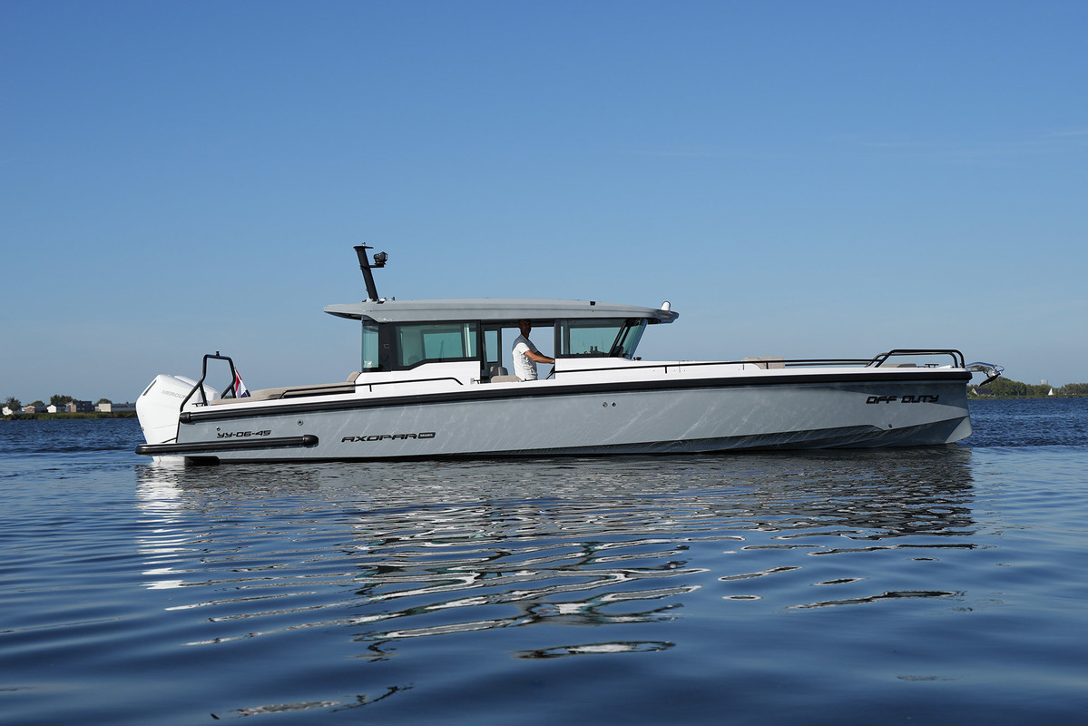 foto: 36 Axopar  37 XC Cross Cabin Mediterrana Edition