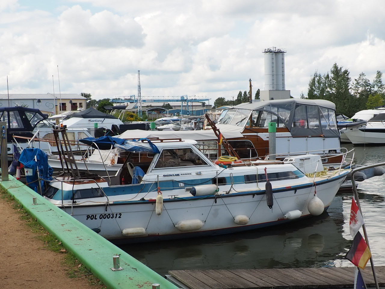 foto: 22 Amerglass Searunner 30 AK