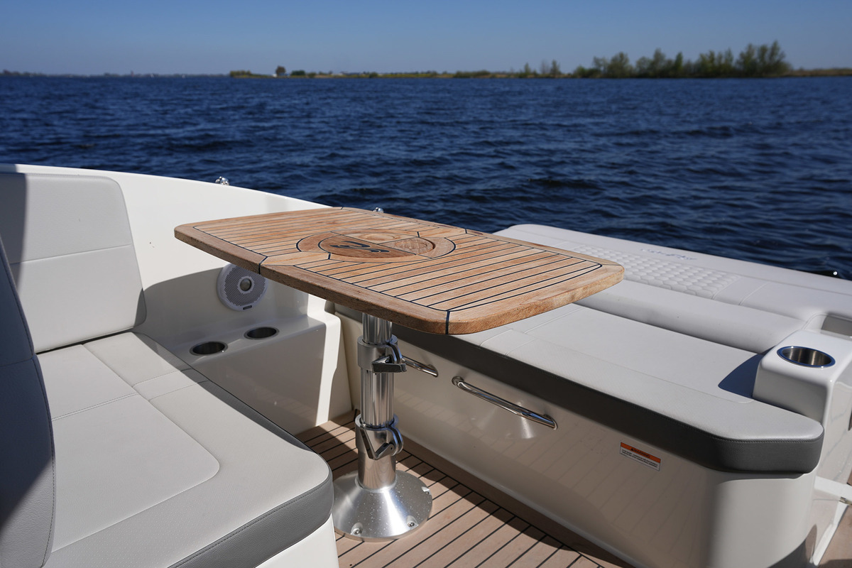 foto: 37 Sea Ray Sundancer 265