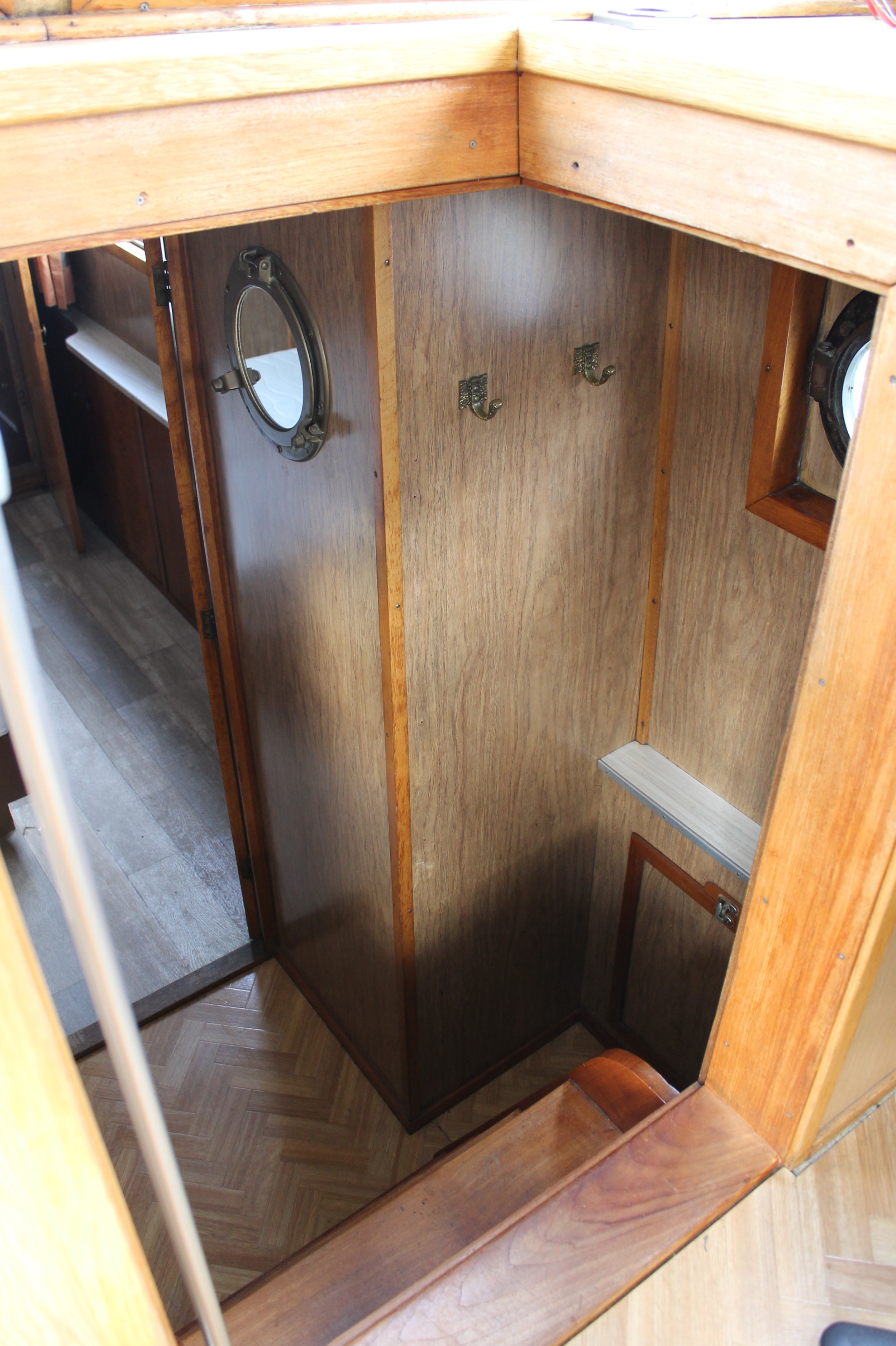 foto: 35 Tjalk Varend Woonschip 19.99