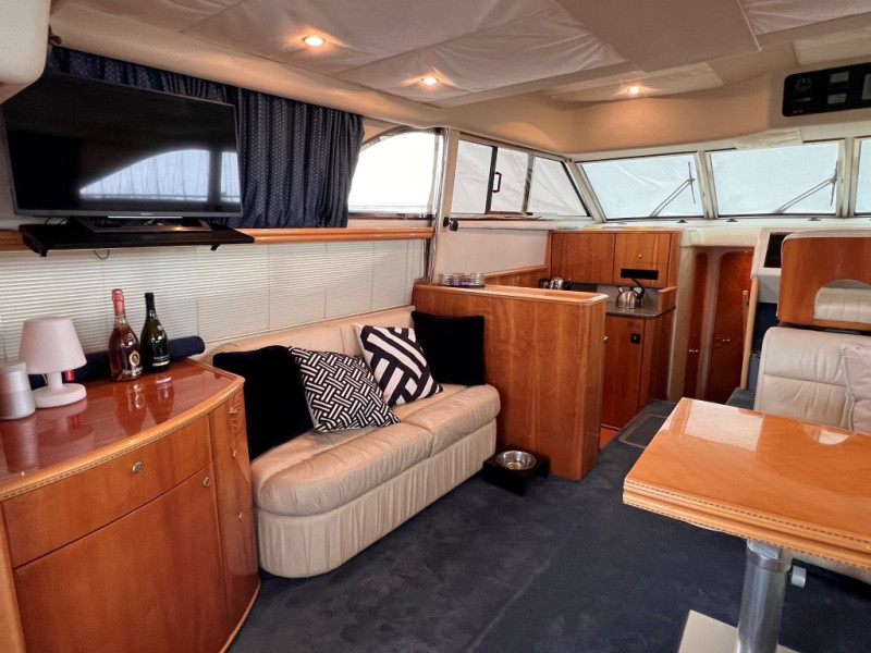 foto: 6 Princess 440