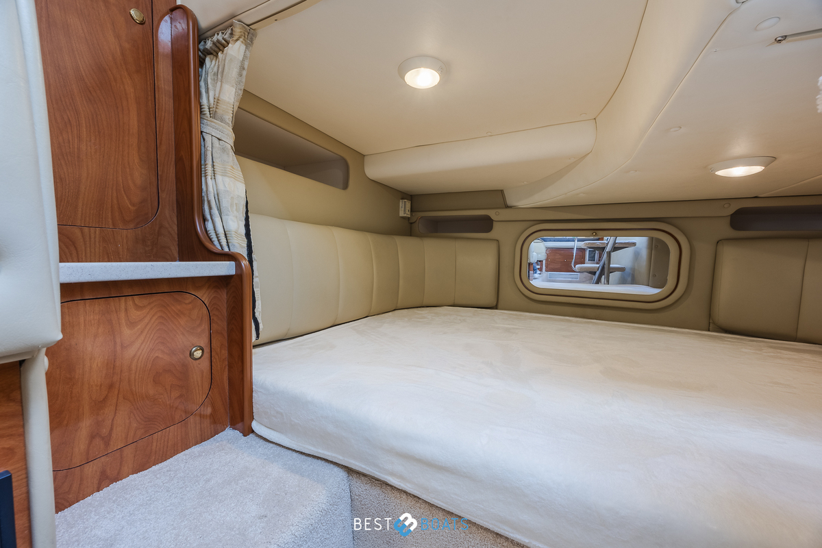 foto: 16 Rinker 342 Fiesta Vee