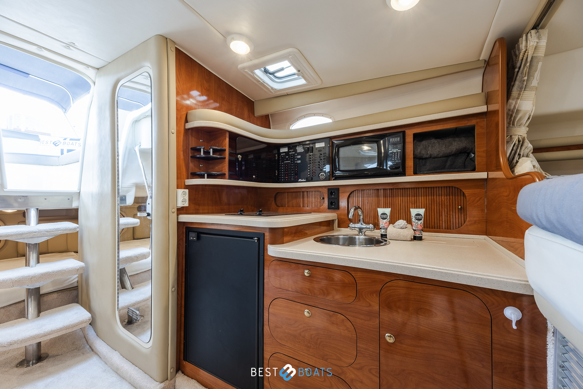 foto: 17 Rinker 342 Fiesta Vee