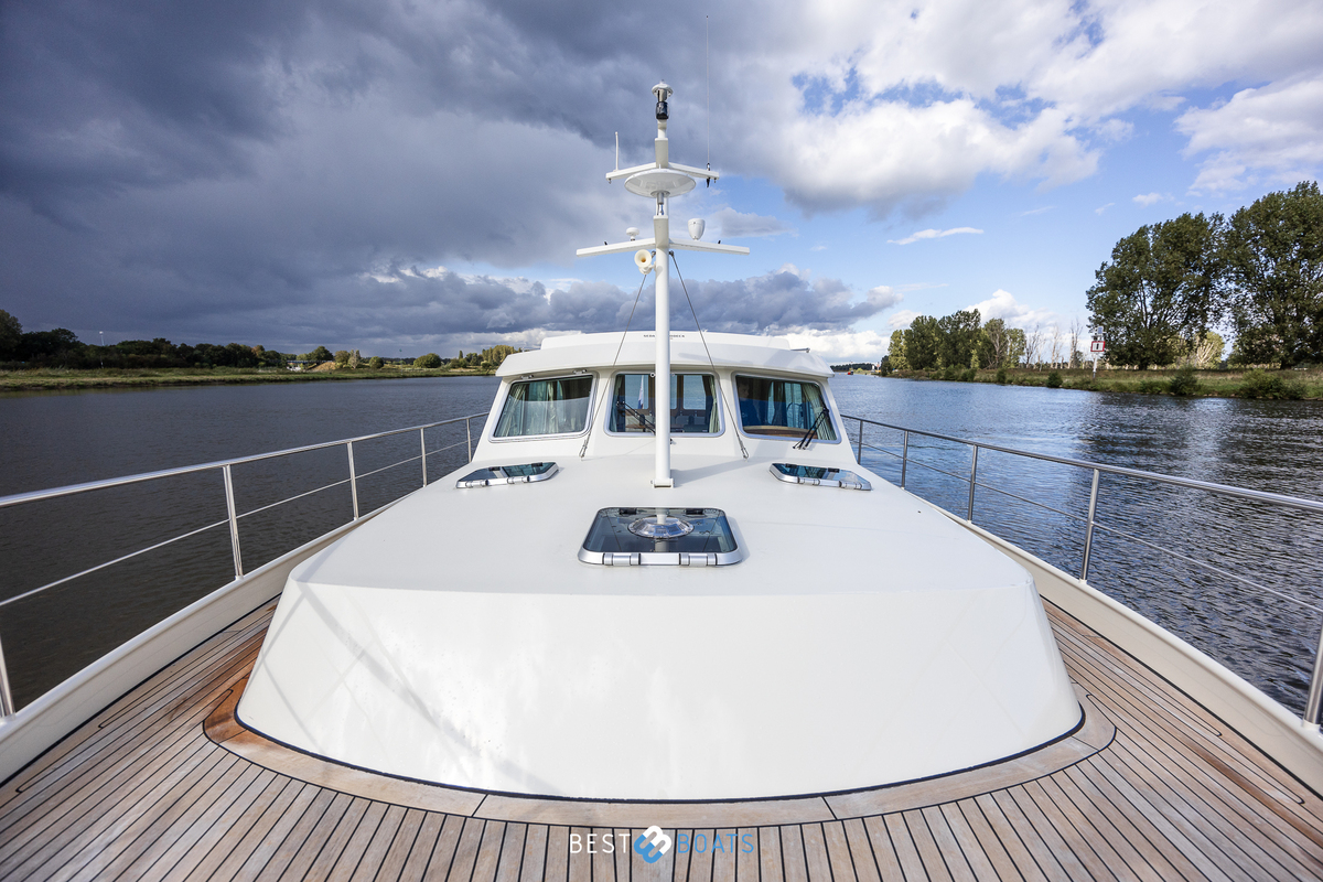 foto: 14 Linssen Grand Sturdy 40.0 Sedan