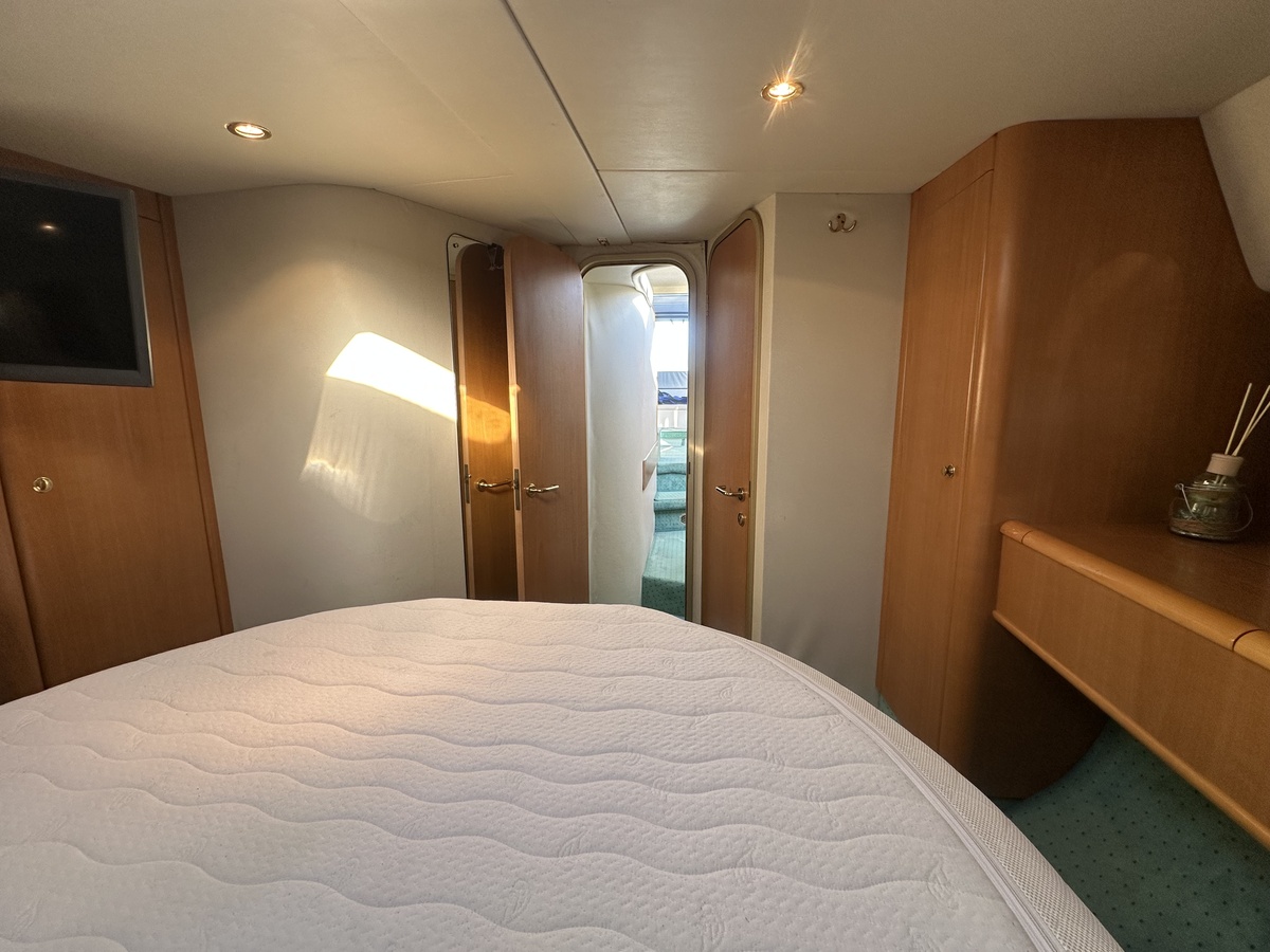 foto: 12 Princess 380